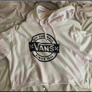 sooo cute vans cropped hoodie